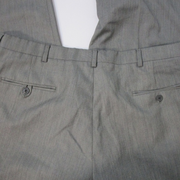 Haggar men's slacks sz 38X32, like new (#0004) - Picture 2 of 6